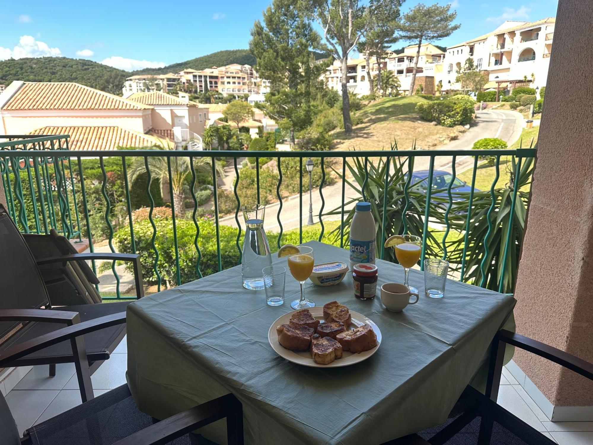 Cap Esterel Village Pierre & Vacance , Agay 4Prs Climatise-Wifi-Parking Inclus Saint-Raphael  Exterior photo